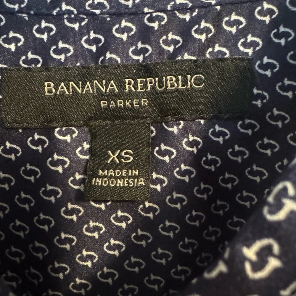 Banana Republic Men’s Parker Blue Navy Geometric Button Up Shirt Long Sleeve XS
